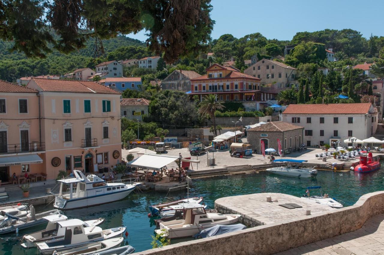 Villa Mozart Veli Lošinj Dış mekan fotoğraf