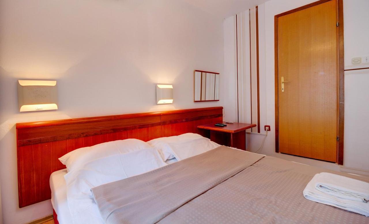 Villa Mozart Veli Lošinj Dış mekan fotoğraf